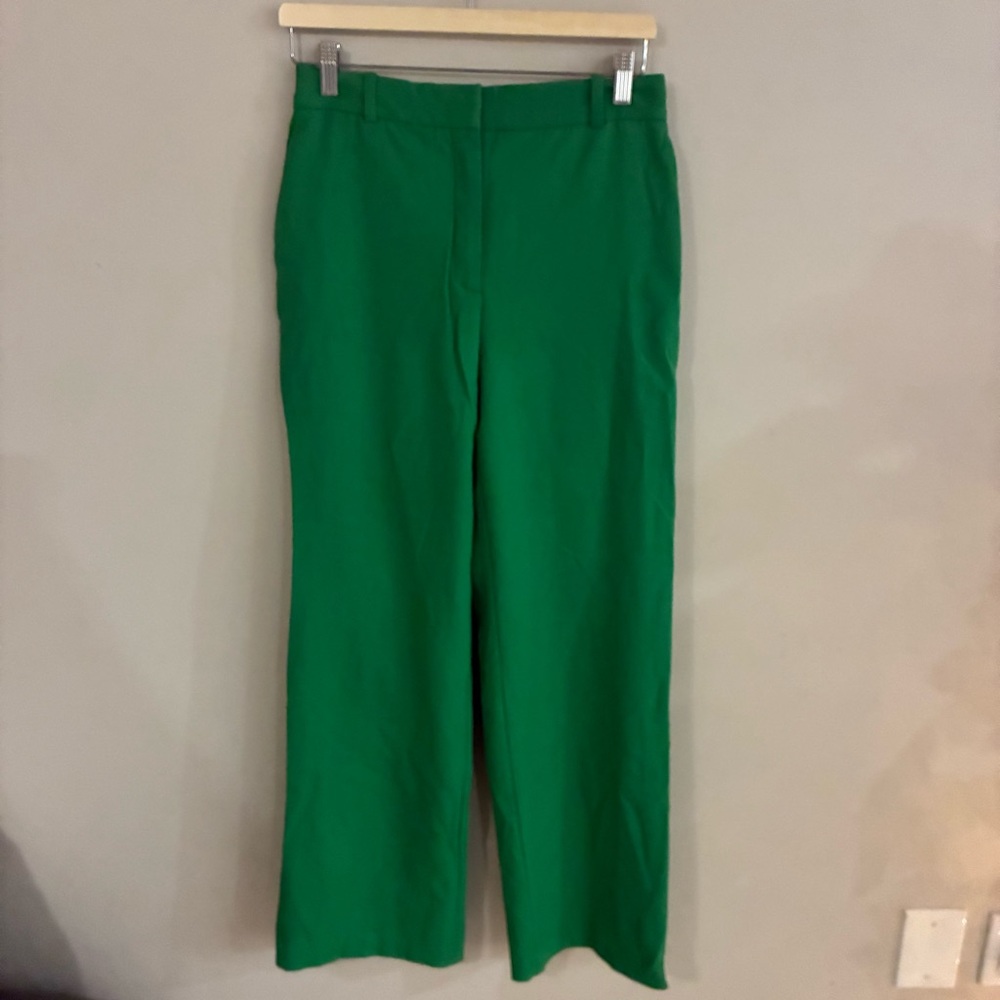 Aritzia Babaton‎ Agency Pant in Gloss Green